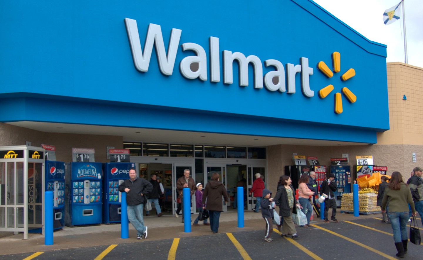 Walmart fecha lojas em Chicago e expõe desafio de supermercados